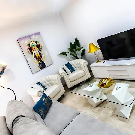 Apartment Sh Pilucas Home Moderno Apartamento Con Patio *